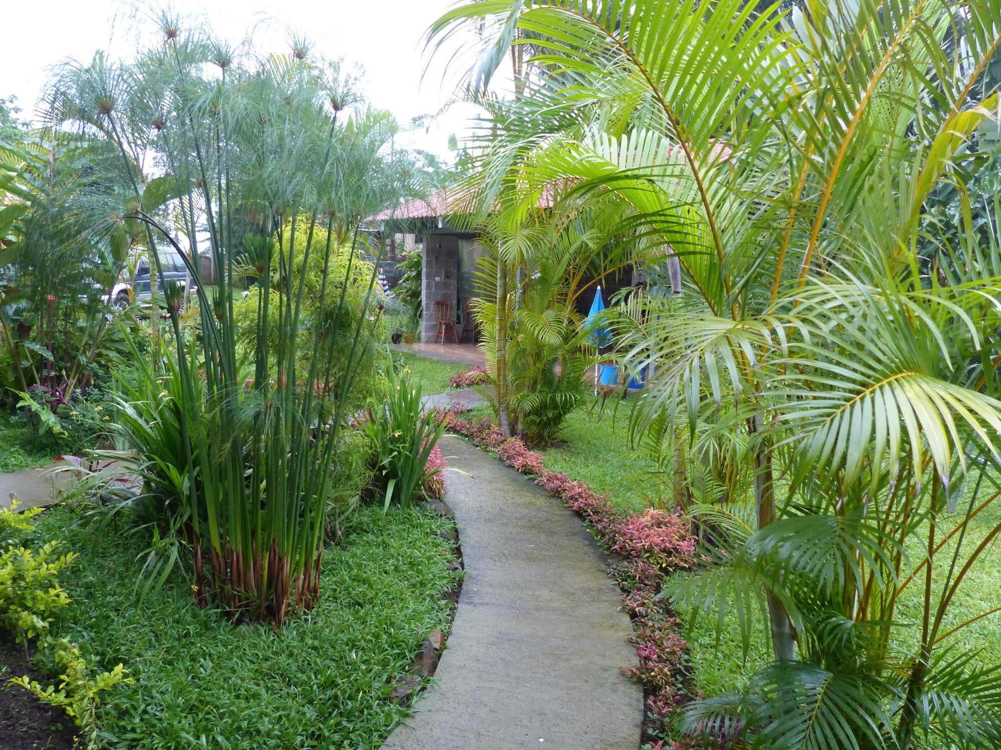 B&B Garden גרסיה מראה חיצוני תמונה